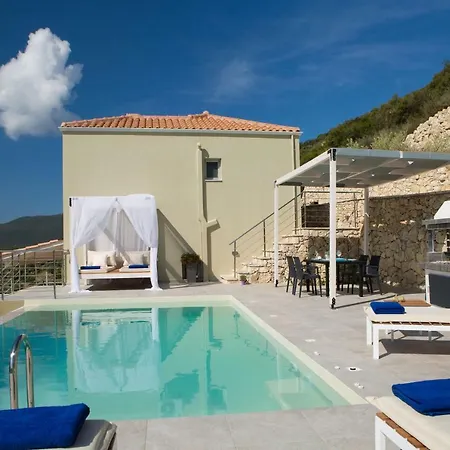 Forum Villas Deluxe 3 Bedroom Sea Views Villa