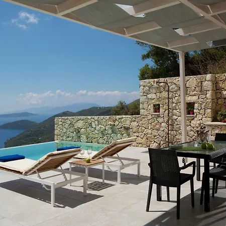 Forum Villas Deluxe 3 Bedroom Sea Views Villa *